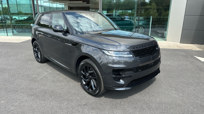 Land Rover Range Rover Sport 3.0 D250 Battersea Edition 5dr Auto Diesel Estate - Image 55